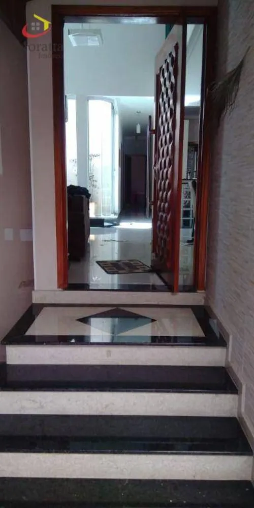 Casa, 3 quartos, 240 m² - Foto 2