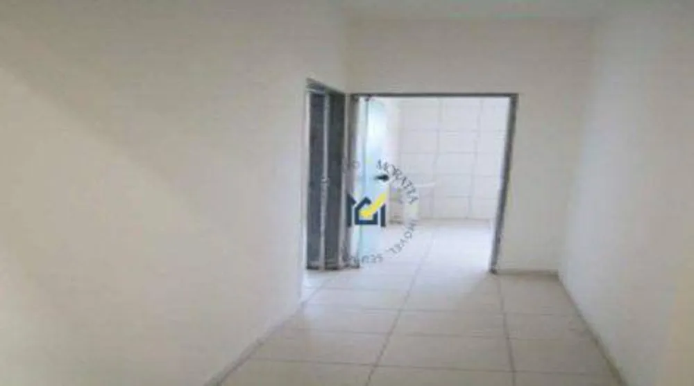 Depósito-Galpão, 650 m² - Foto 1