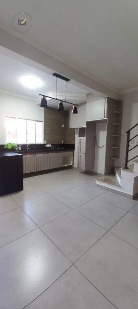 Casa, 3 quartos, 131 m² - Foto 3