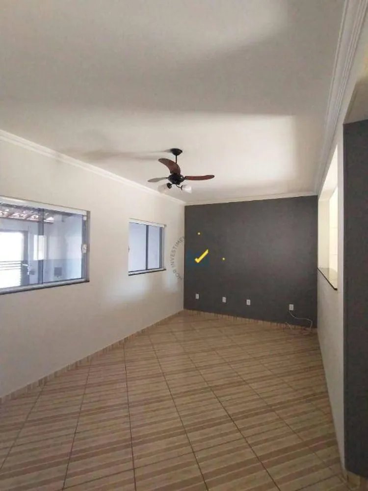 Casa, 3 quartos, 133 m² - Foto 2