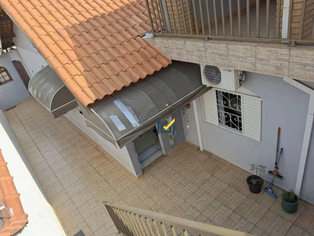 Casa, 3 quartos, 136 m² - Foto 2