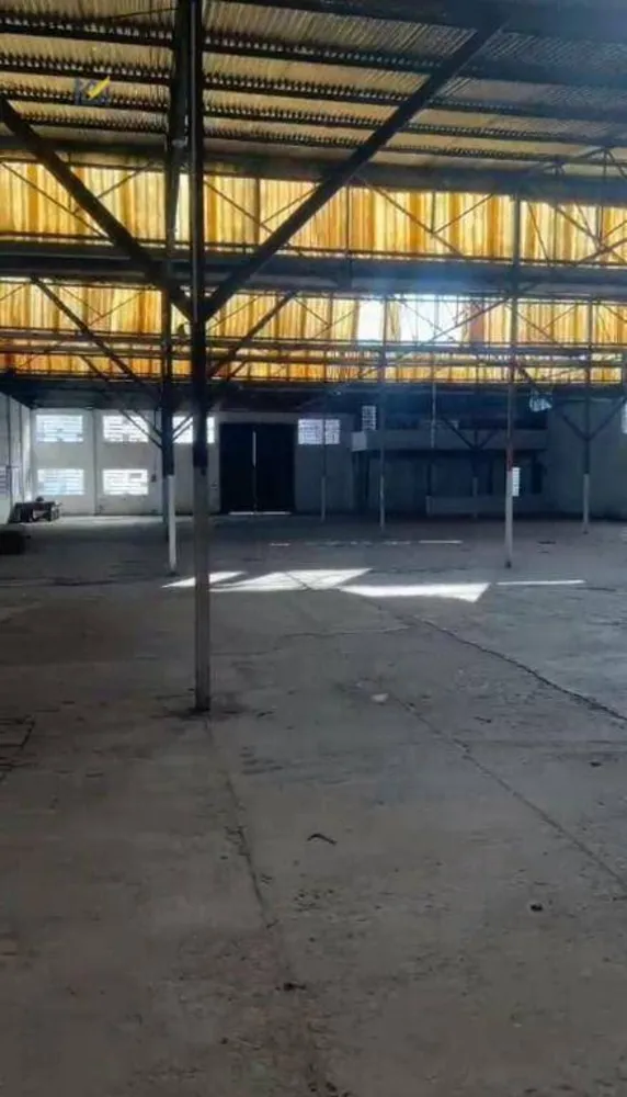 Depósito-Galpão, 2600 m² - Foto 1
