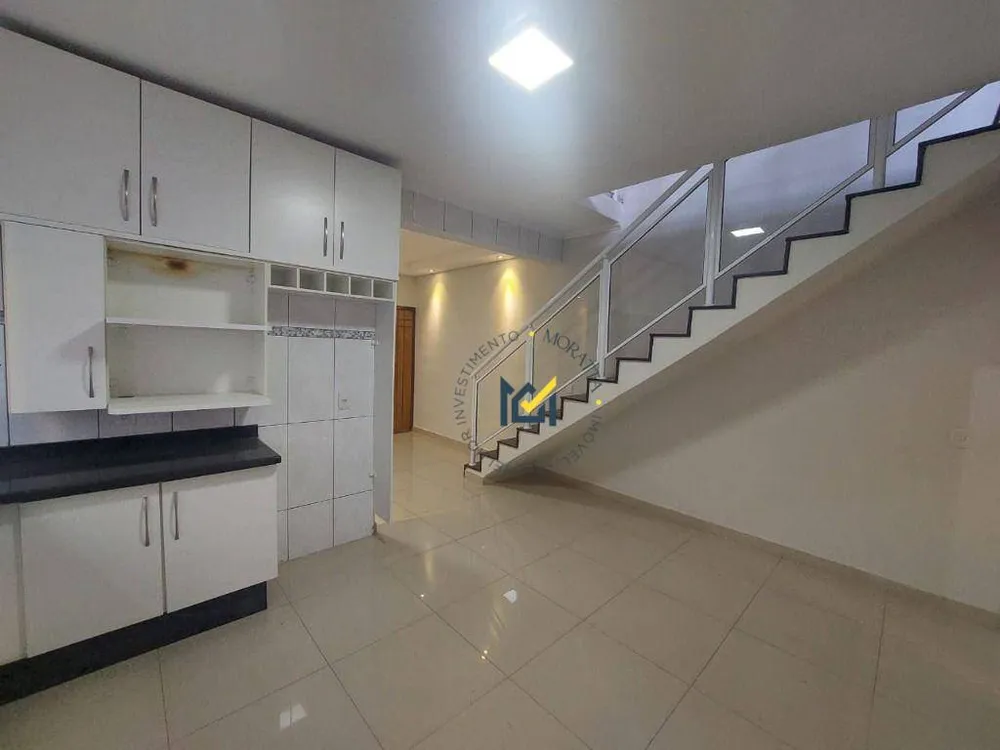 Casa, 3 quartos, 212 m² - Foto 3