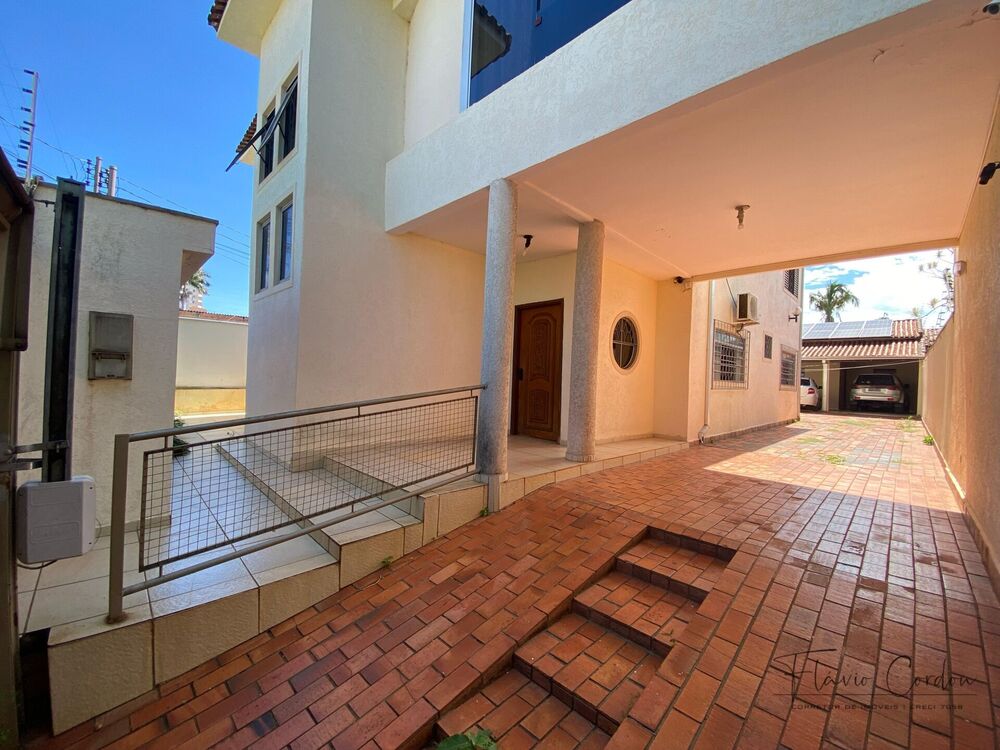 Sobrado, 4 quartos, 381 m² - Foto 2