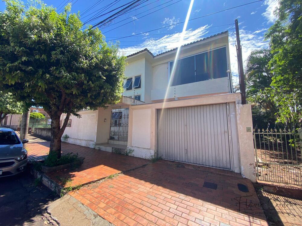 Sobrado, 4 quartos, 381 m² - Foto 1