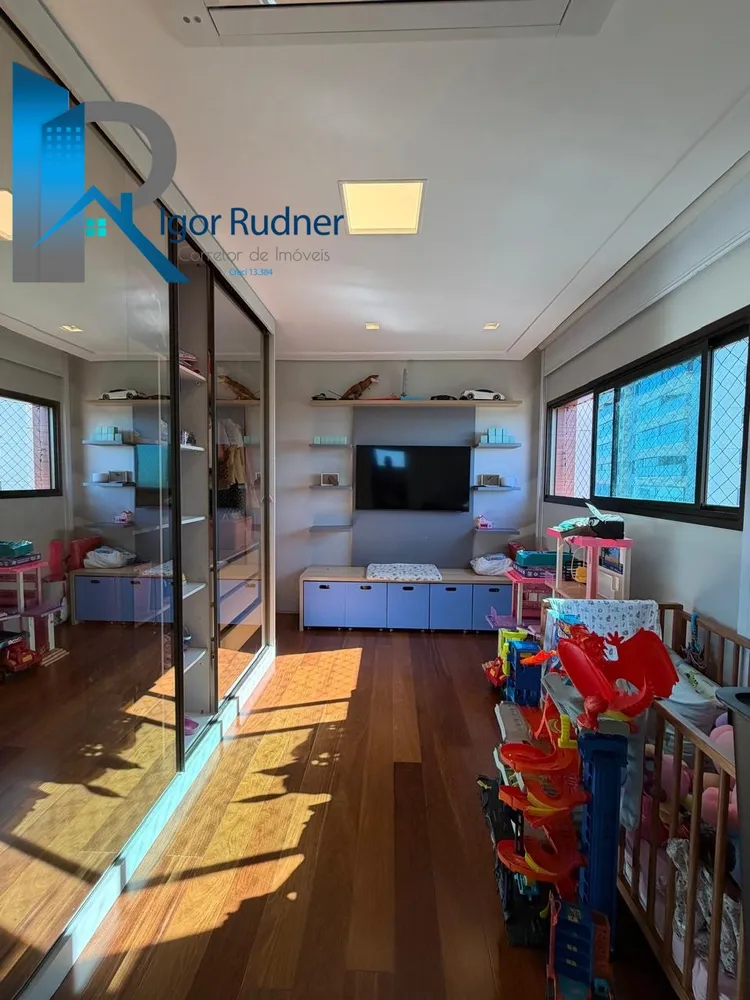 Apartamento, 3 quartos, 235 m² - Foto 11