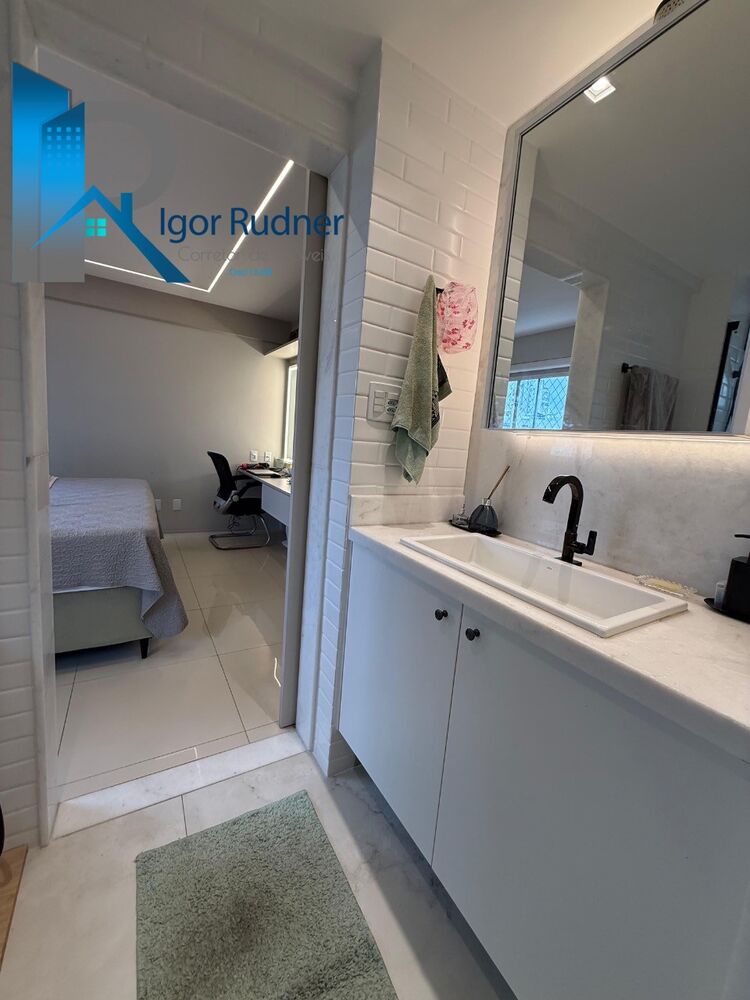 Apartamento à venda com 3 quartos, 112m² - Foto 3
