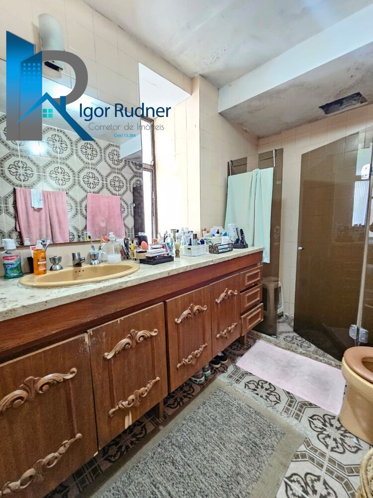 Apartamento à venda com 4 quartos, 243m² - Foto 11