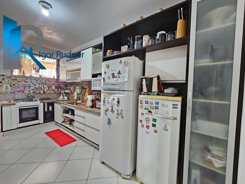Apartamento à venda com 4 quartos, 243m² - Foto 23