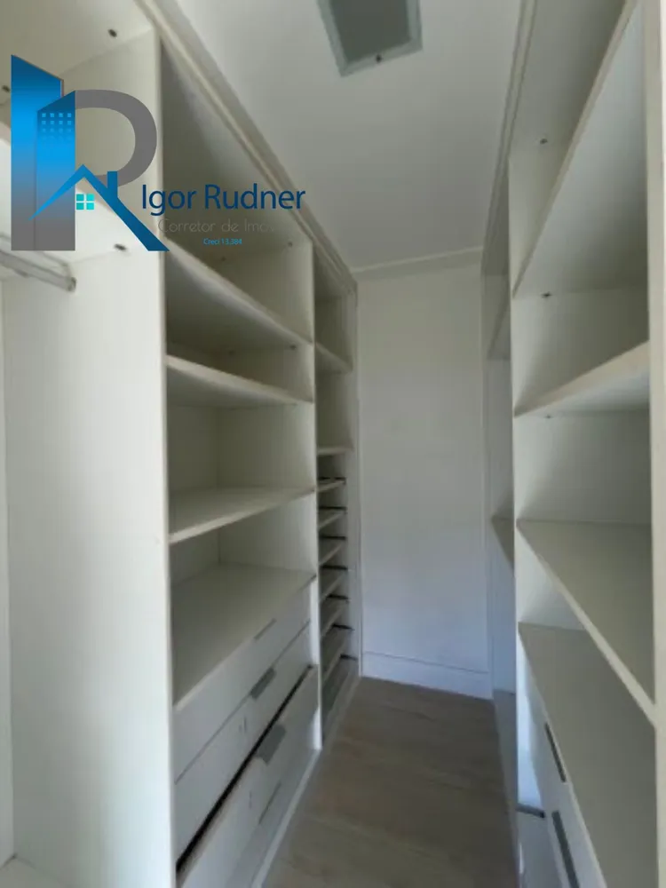 Apartamento, 3 quartos, 160 m² - Foto 1