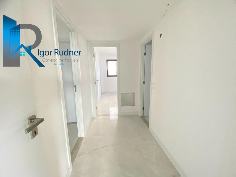 Apartamento à venda com 4 quartos, 212m² - Foto 8