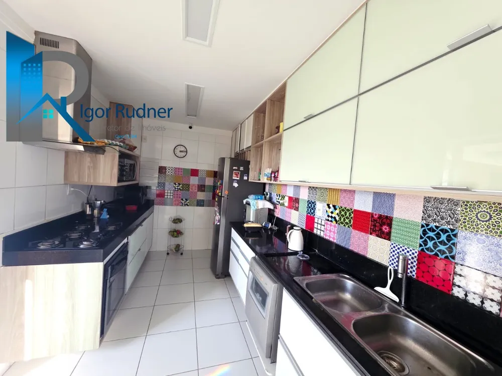 Apartamento, 3 quartos, 195 m² - Foto 2