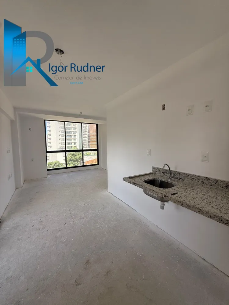 Apartamento, 1 quarto, 32 m² - Foto 2