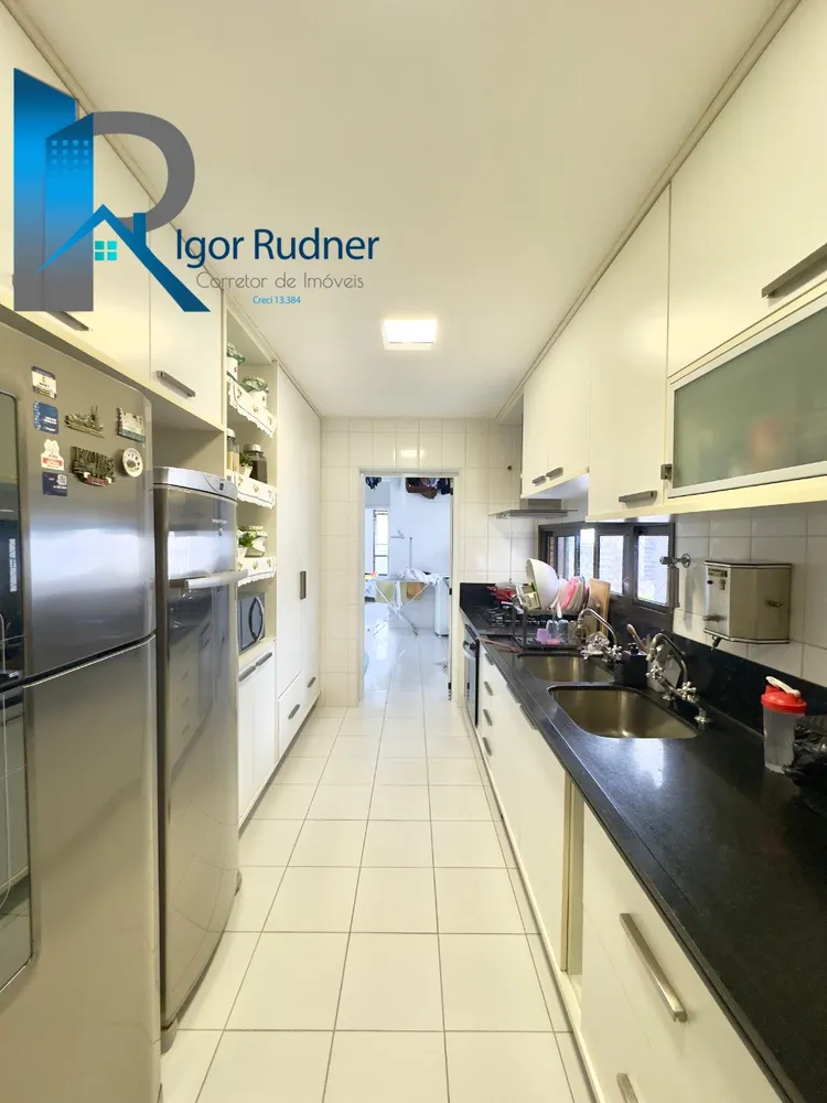 Apartamento, 3 quartos, 245 m² - Foto 8