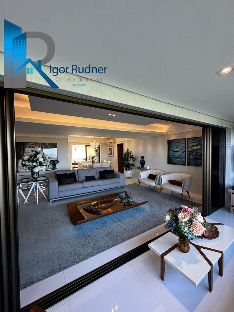 Apartamento, 3 quartos, 225 m² - Foto 2