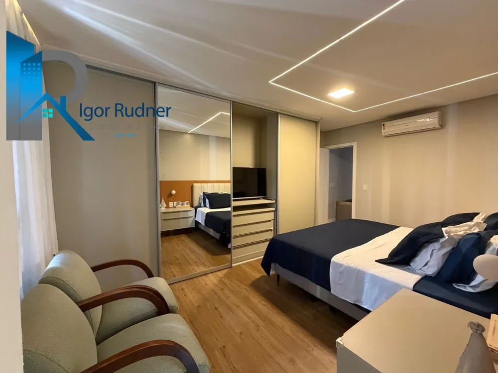 Apartamento, 3 quartos, 174 m² - Foto 1