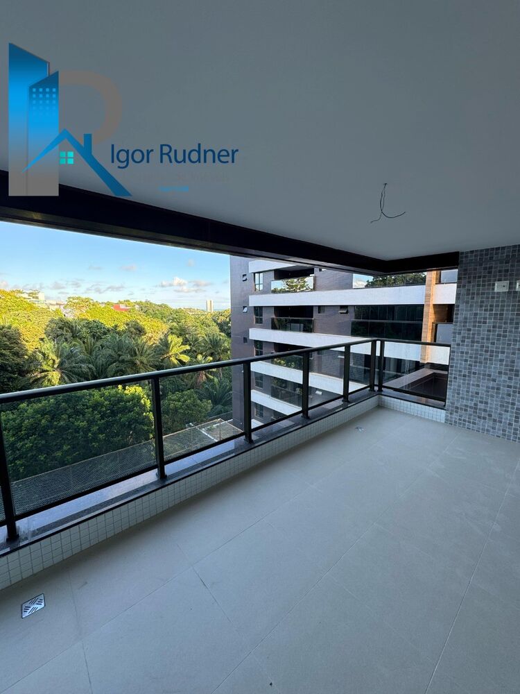 Apartamento à venda com 3 quartos, 128m² - Foto 2