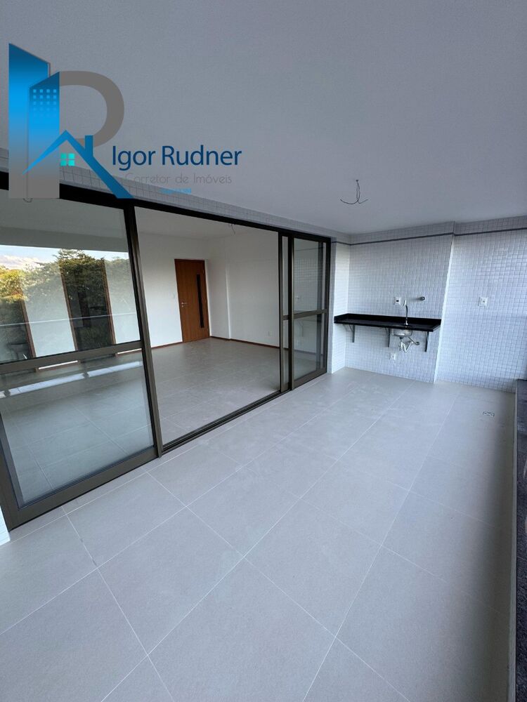 Apartamento à venda com 3 quartos, 128m² - Foto 3