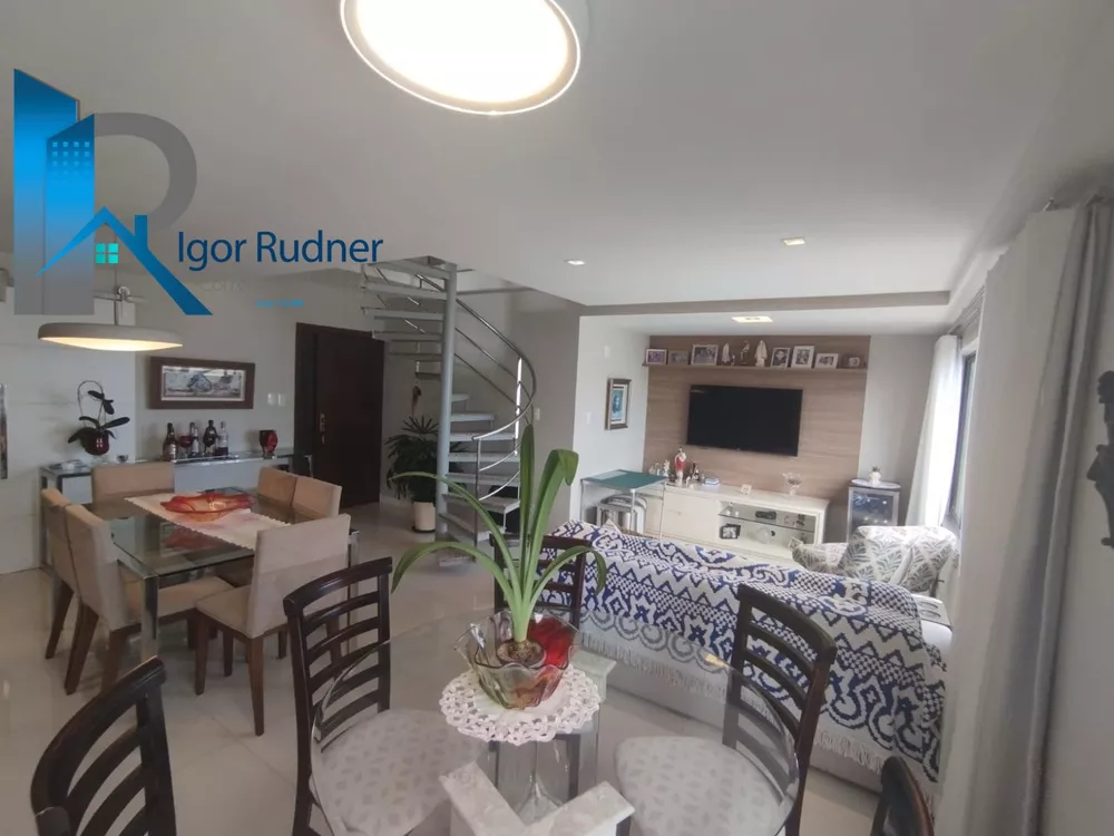 Cobertura, 3 quartos, 211 m² - Foto 9