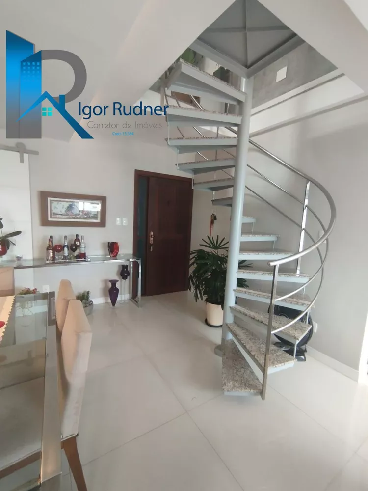 Cobertura, 3 quartos, 211 m² - Foto 5