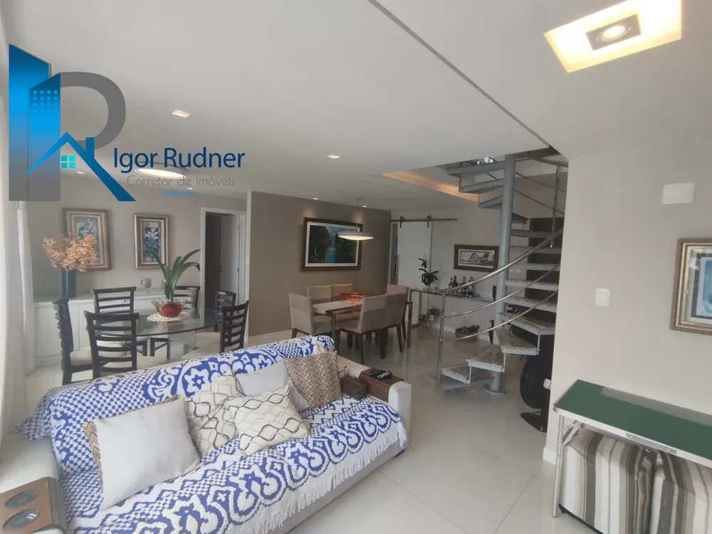 Cobertura, 3 quartos, 211 m² - Foto 3