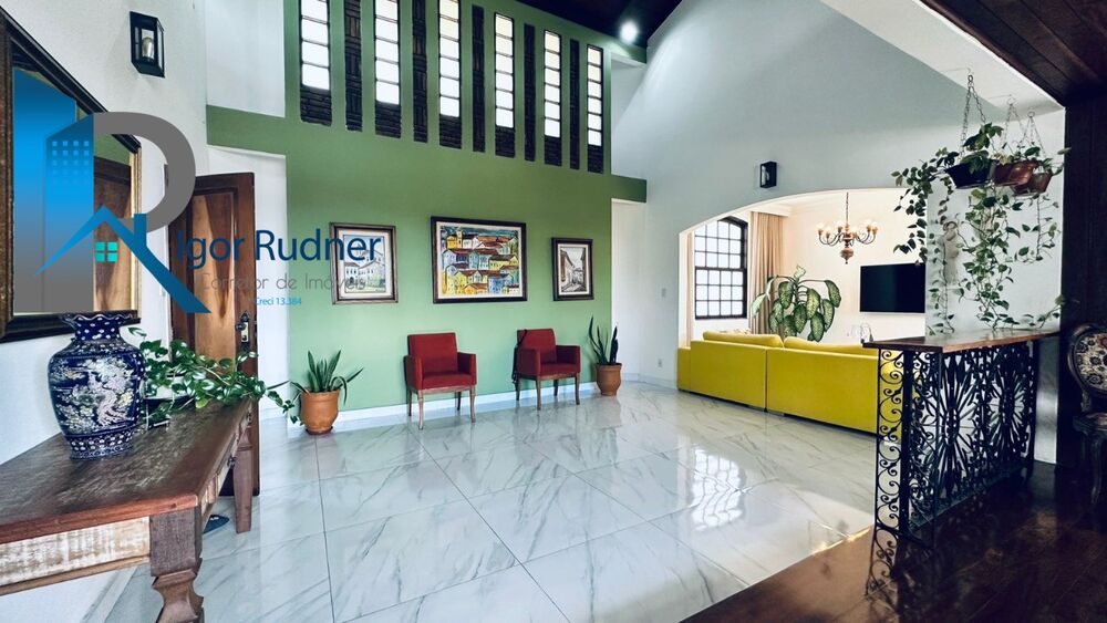 Casa à venda e aluguel com 4 quartos, 240m² - Foto 2