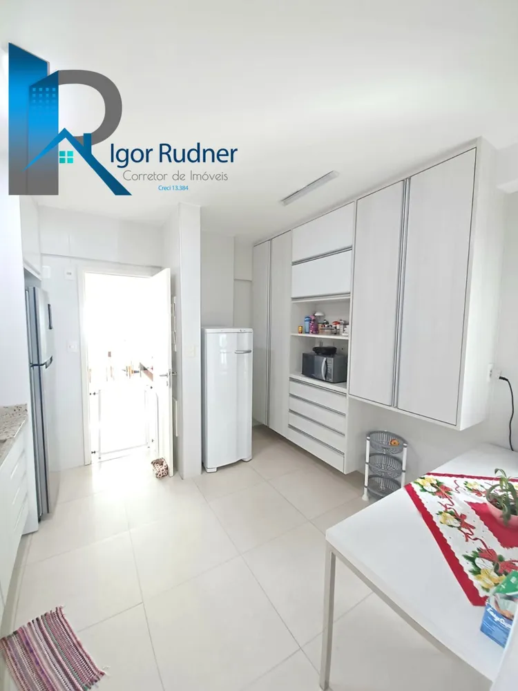 Cobertura, 3 quartos, 213 m² - Foto 17
