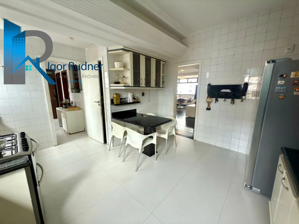 Apartamento, 4 quartos, 195 m² - Foto 12