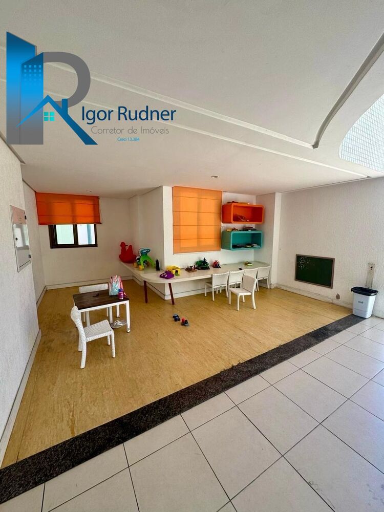 Apartamento à venda com 3 quartos, 93m² - Foto 4