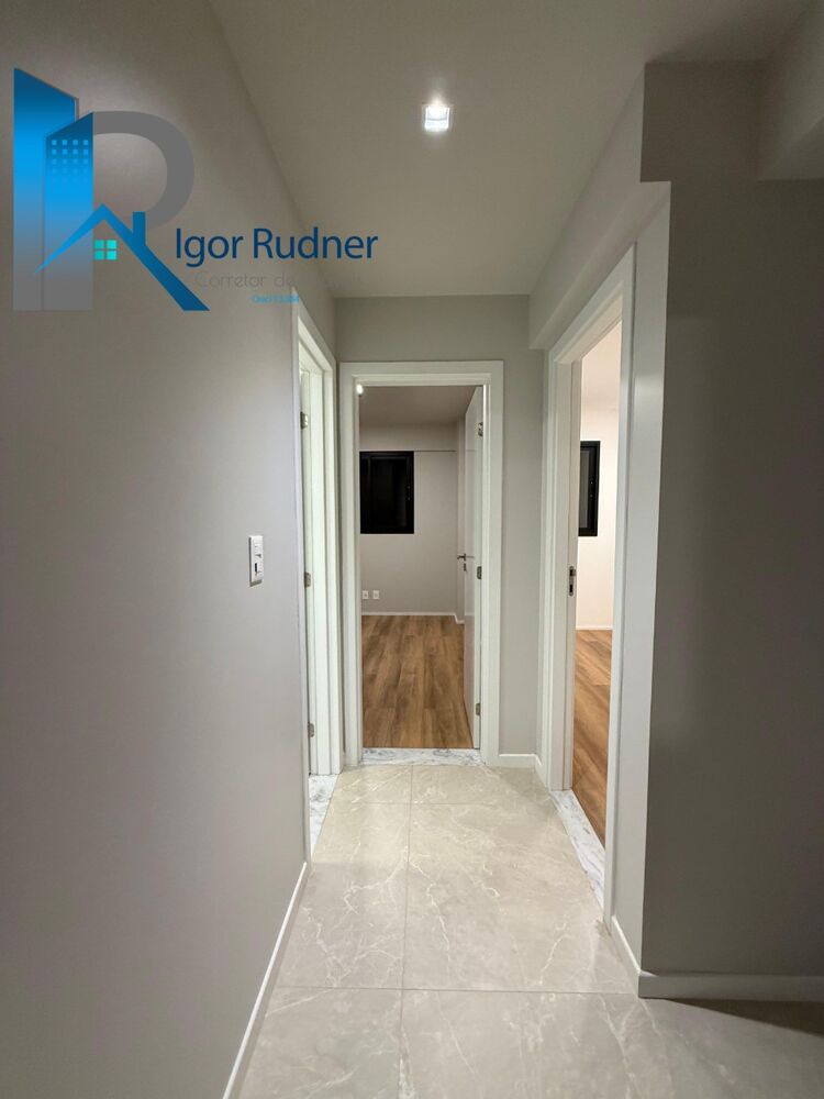 Apartamento à venda com 3 quartos, 95m² - Foto 4