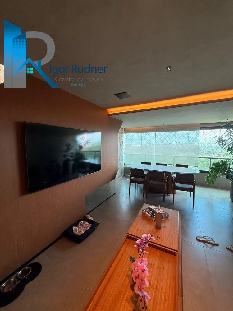 Cobertura, 4 quartos, 305 m² - Foto 1