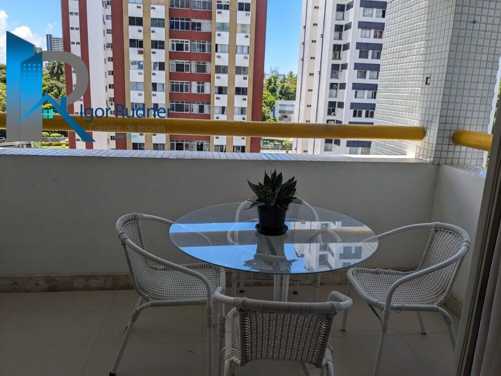 Apartamento à venda com 4 quartos, 201m² - Foto 1