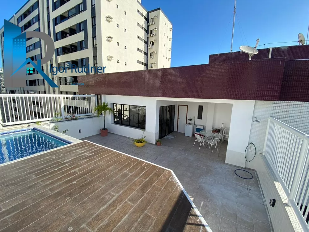 Cobertura à venda com 4 quartos, 270m² - Foto 2