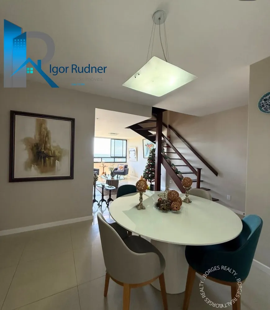 Cobertura, 3 quartos, 210 m² - Foto 4