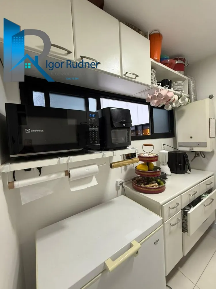 Apartamento, 3 quartos, 188 m² - Foto 1