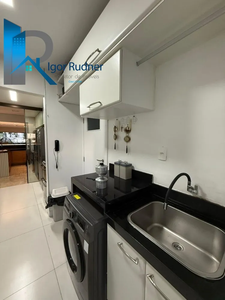 Apartamento, 3 quartos, 188 m² - Foto 2