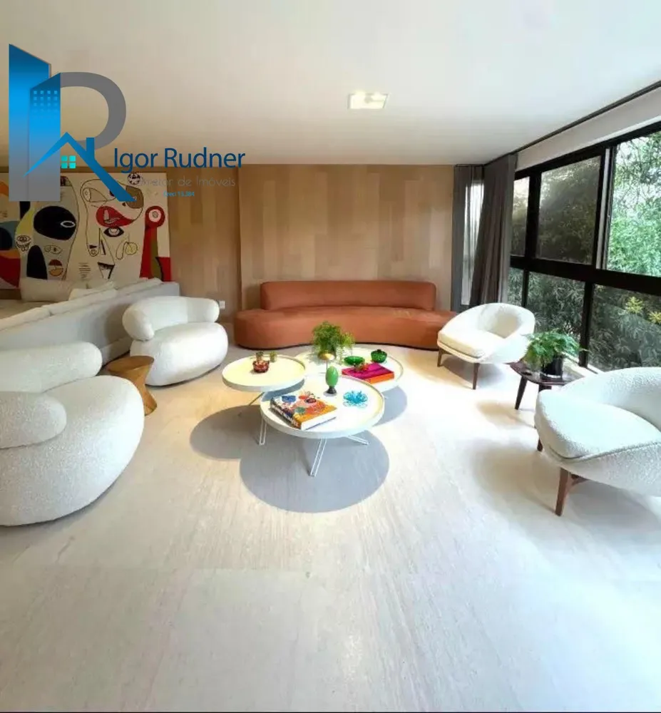 Apartamento, 3 quartos, 241 m² - Foto 2