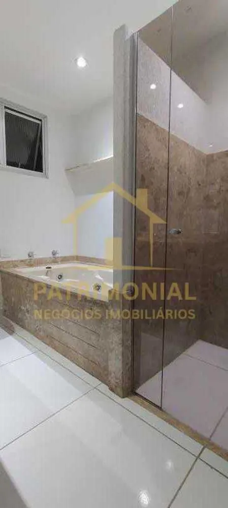Apartamento, 3 quartos, 140 m² - Foto 2