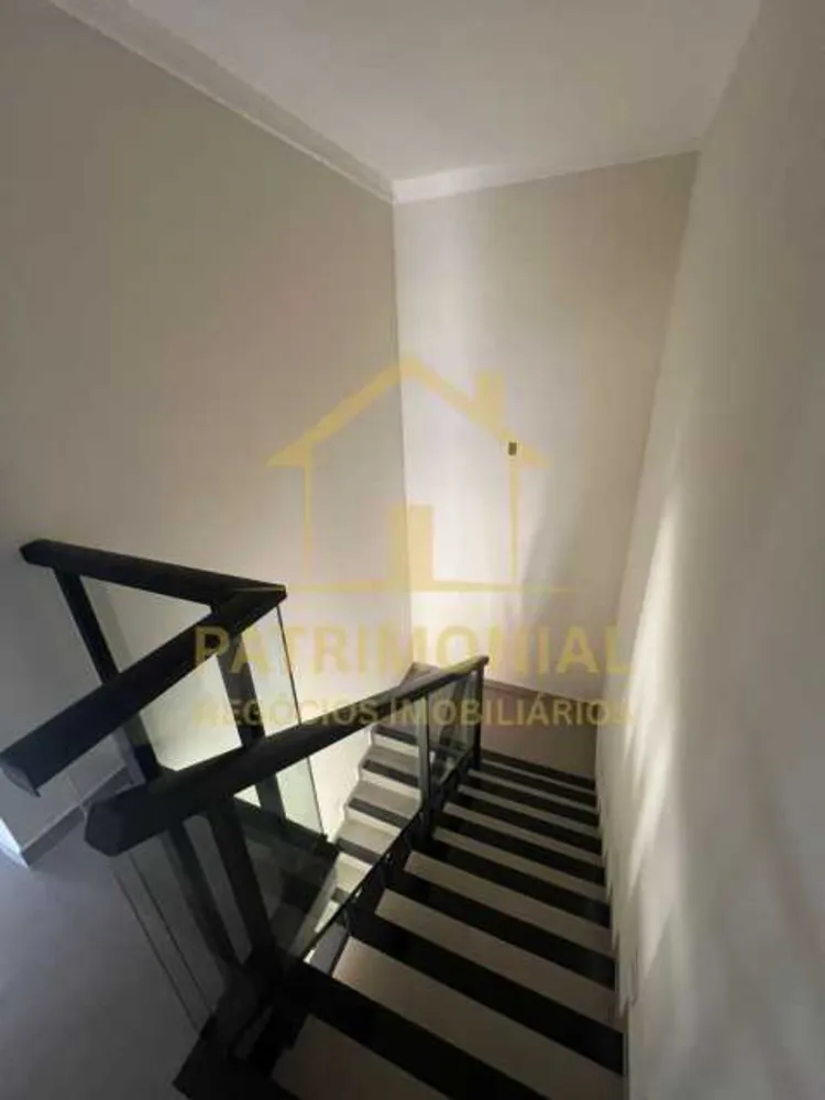 Casa, 3 quartos, 228 m² - Foto 3