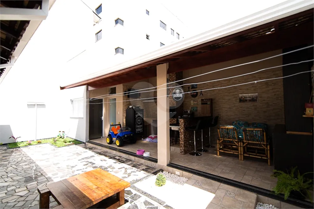 Casa, 3 quartos, 144 m² - Foto 2