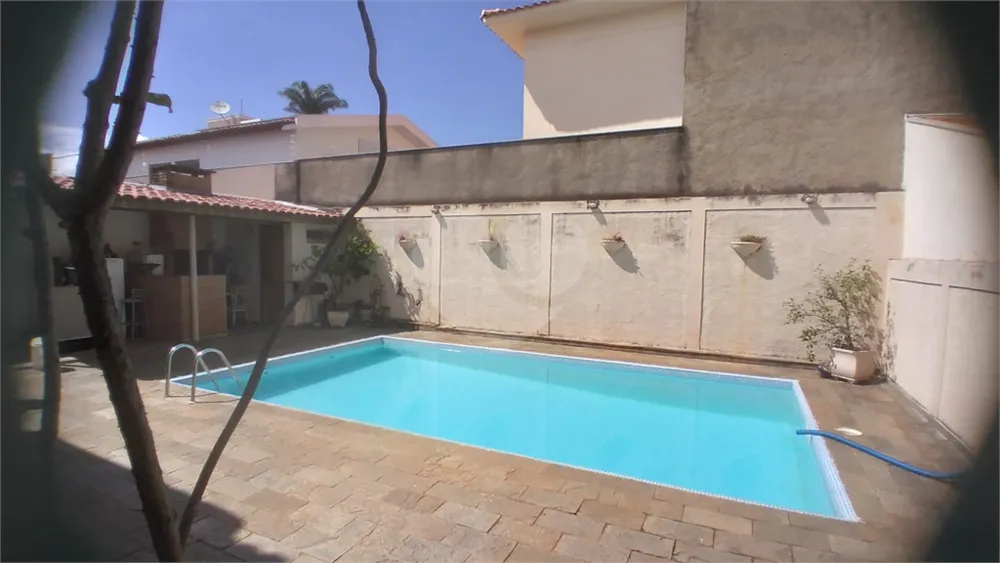 Casa, 3 quartos, 240 m² - Foto 4