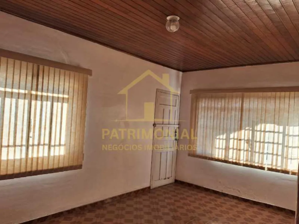 Casa, 3 quartos, 38640 m² - Foto 2