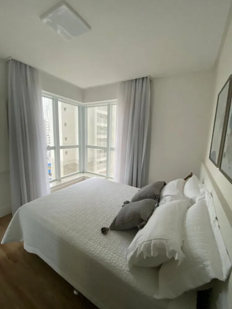 Apartamento, 4 quartos, 220 m² - Foto 2