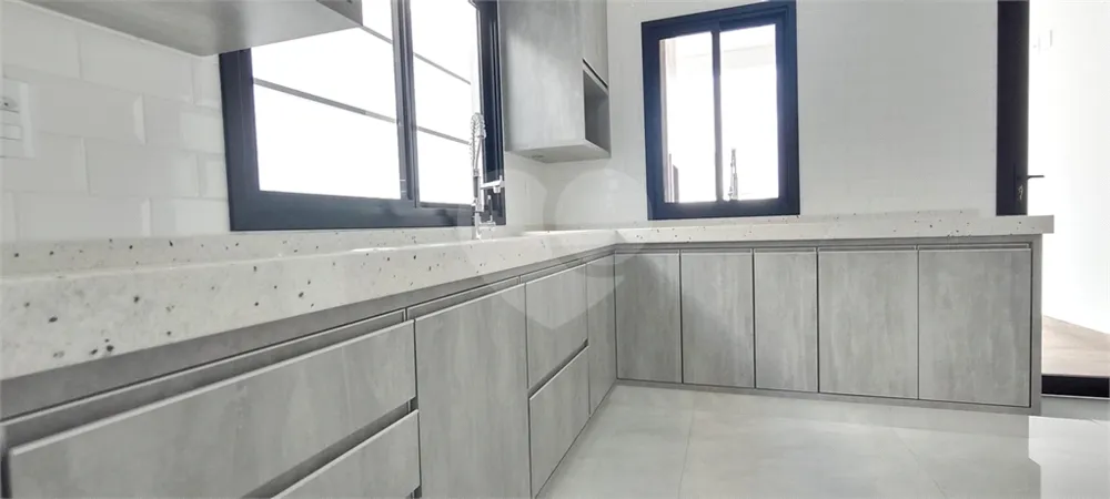 Apartamento, 3 quartos, 180 m² - Foto 2