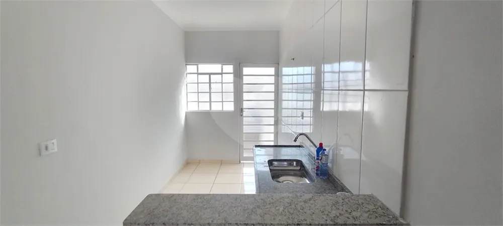 Casa, 3 quartos, 74 m² - Foto 1