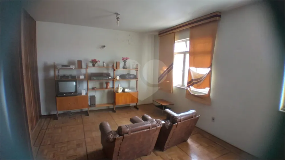 Casa, 5 quartos, 269 m² - Foto 2