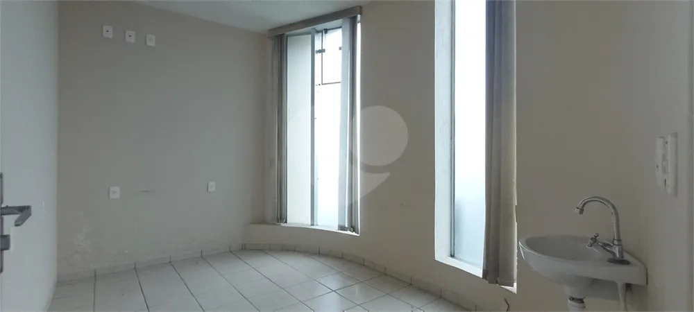 Sala-Conjunto, 335 m² - Foto 1