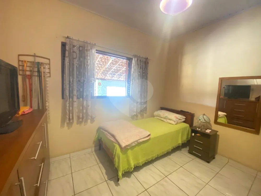 Chácara, 2 quartos, 1021 m² - Foto 7
