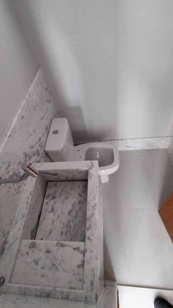 Casa à venda com 3 quartos, 178m² - Foto 8