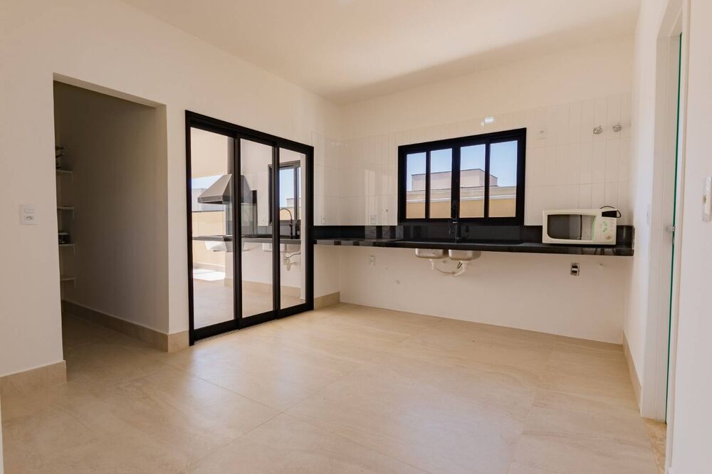 Casa de Condomínio à venda com 3 quartos, 182m² - Foto 1